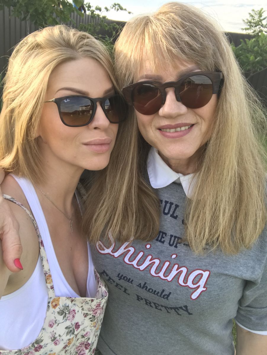 Актриса Дизель "Студио" Яна Глущенко рассказала о самом оригинальном подарке на день рождения